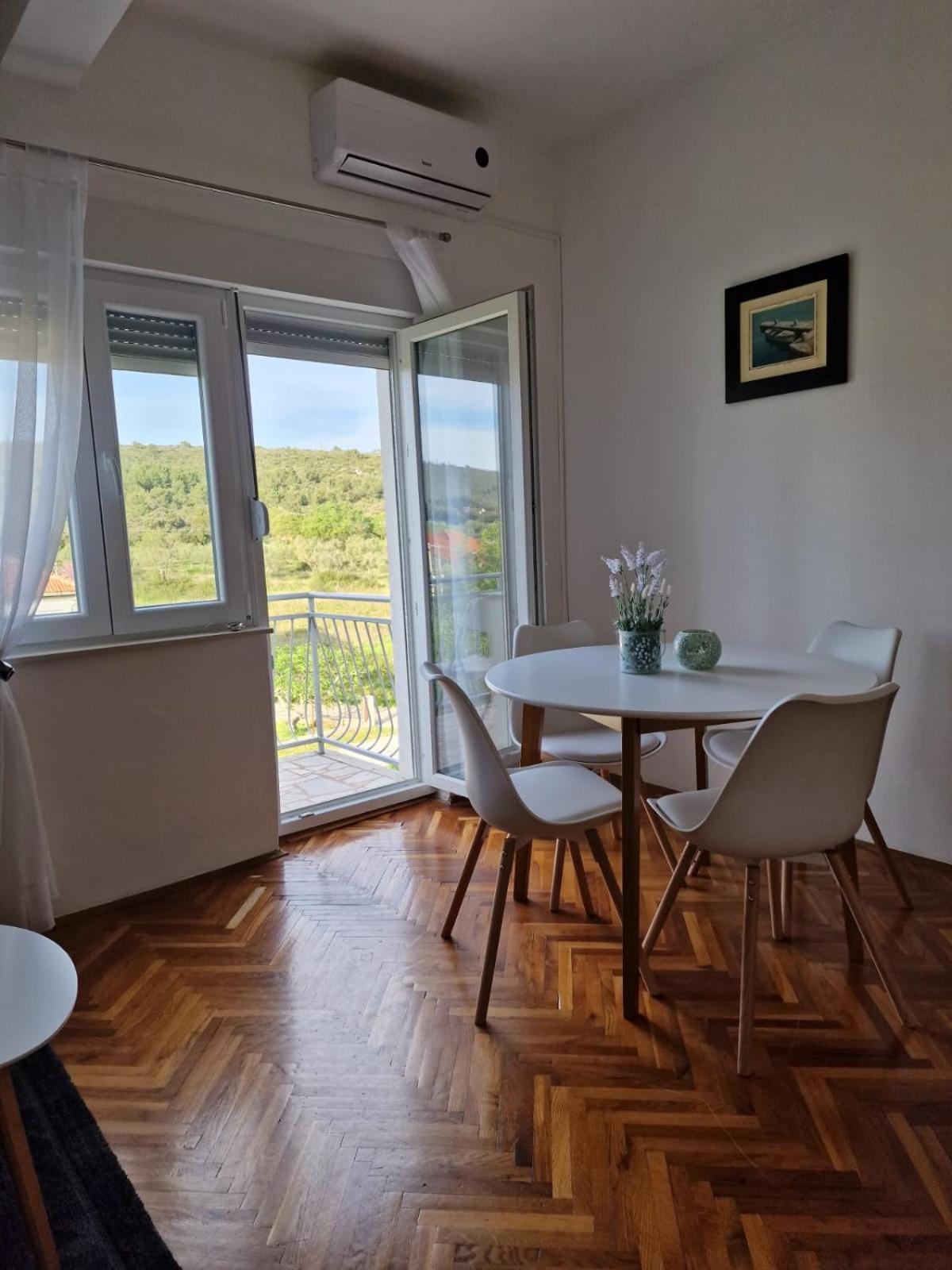 Apartmani Zinda Sukošan Екстериор снимка